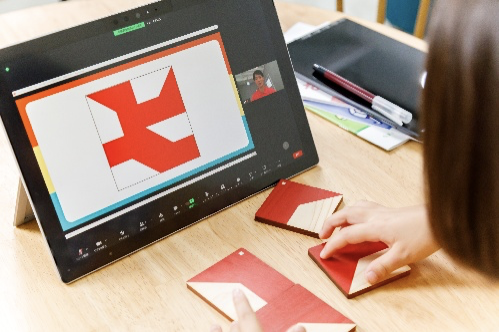 多種多様なオリジナル教材